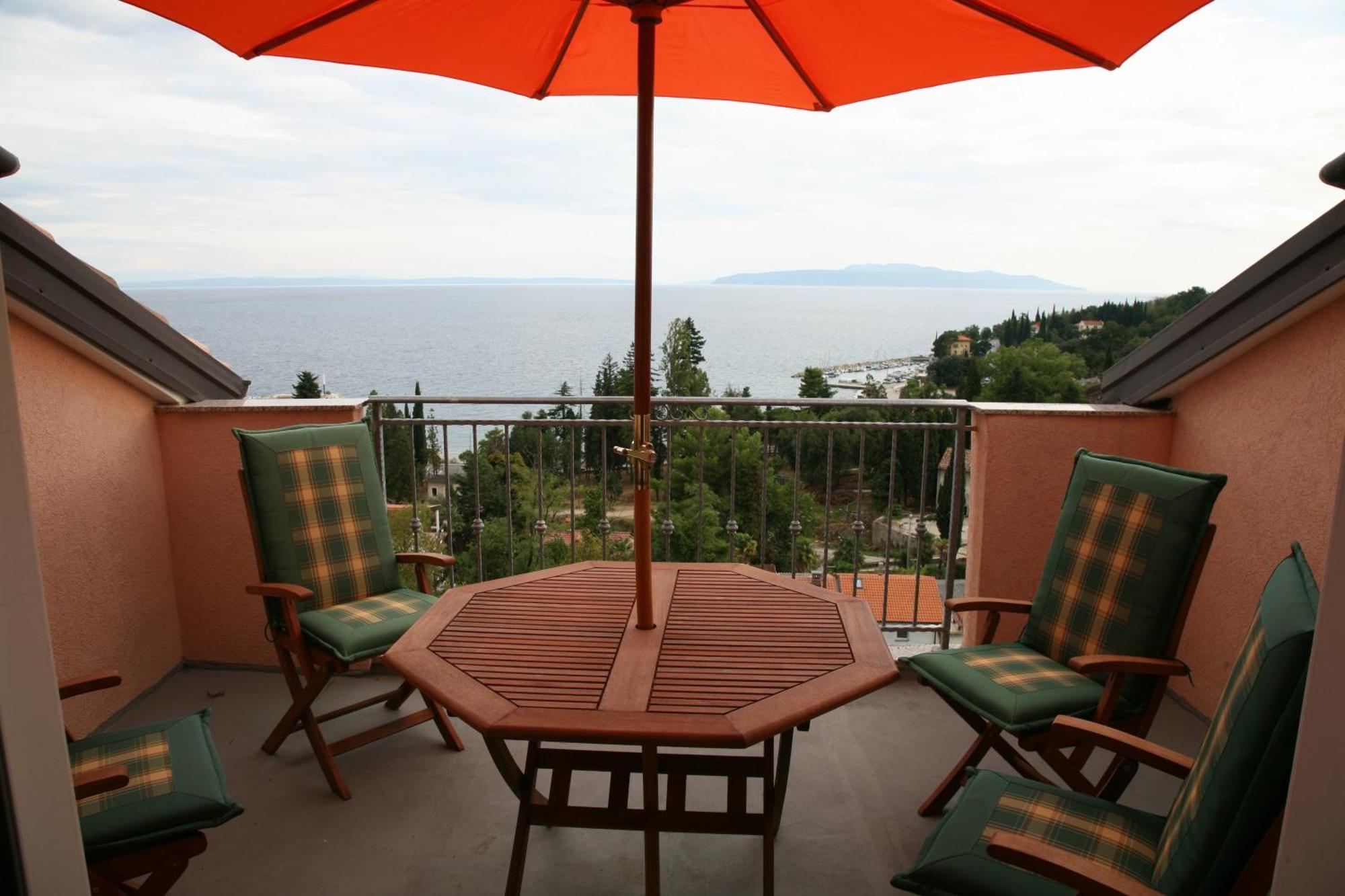 Villa Mihaela Ičići Екстериор снимка
